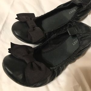 Ballet flats with bow